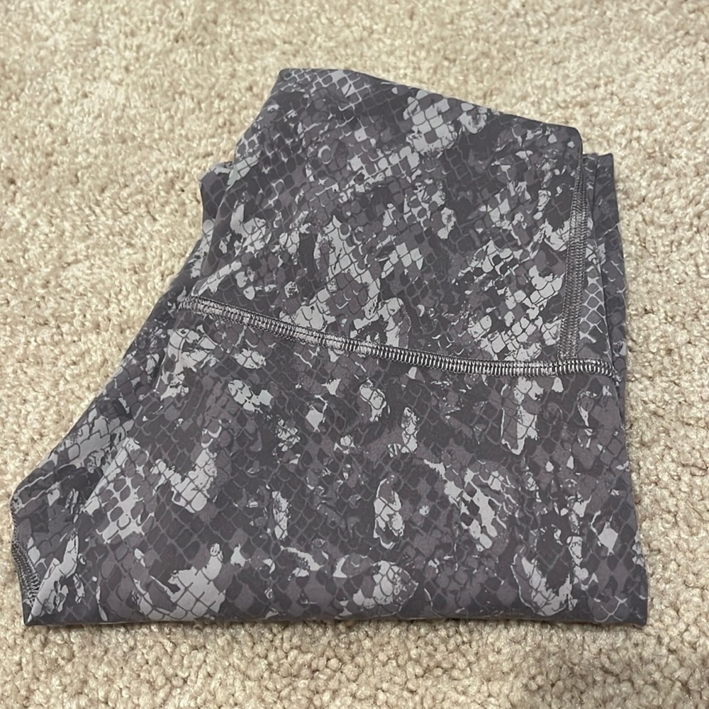 Lululemon 3/4 leggings